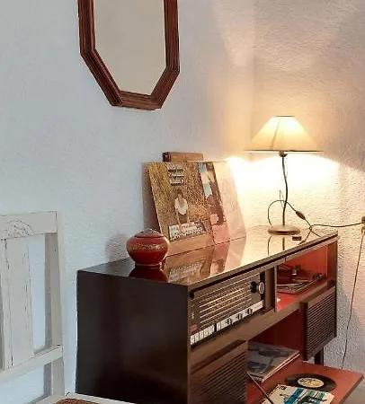 La Miellerie De Leone Holiday home